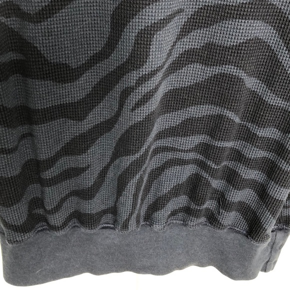 SPLENDID Navy and Black  Zebra Print Long Top - Picture 4 of 6